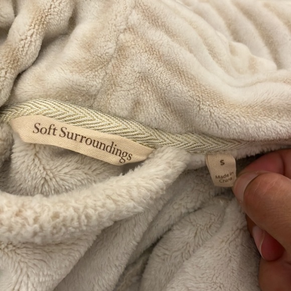 Soft cozy bathrobe - Picture 4 of 7